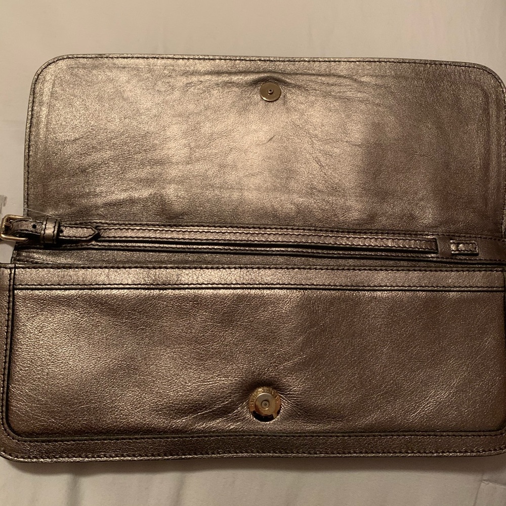 💯 Burberry Leather Clutch Pewter - Picture 2 of 8